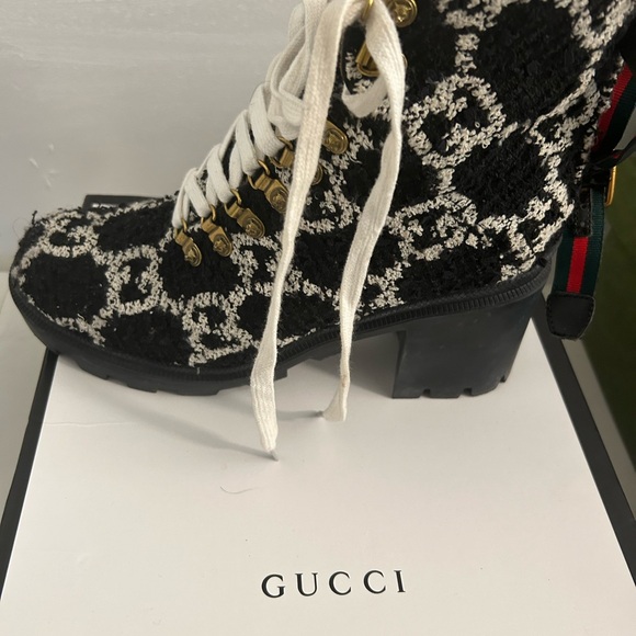 Size 11 Gucci boots - Picture 4 of 4